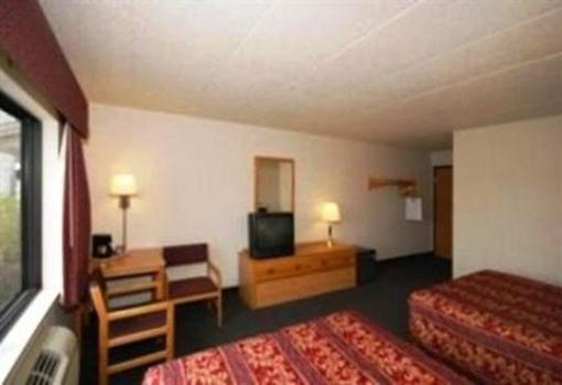 фото отеля AmericInn Lodge & Suites Merrill