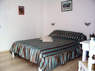фото отеля The Best Studios & Rooms