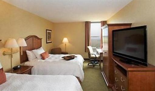 фото отеля The Straits Hotel Mackinaw City