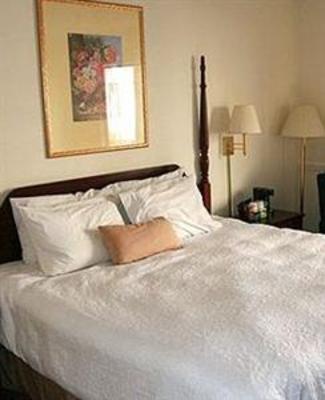 фото отеля The Straits Hotel Mackinaw City