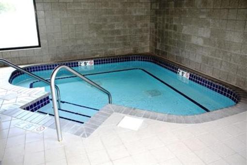 фото отеля Fair Bridge Inn And Suites Thorp