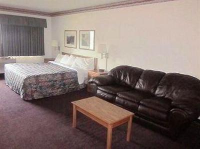фото отеля Fair Bridge Inn And Suites Thorp