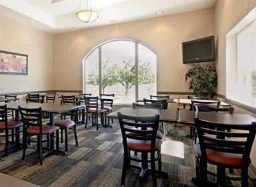 фото отеля Inn America A Budget Motel