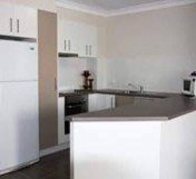 фото отеля Bayview Bay Apartments