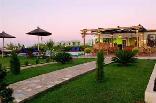 фото отеля Kris Apartments Platanias
