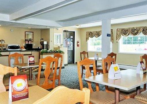фото отеля Rodeway Inn Coldwater