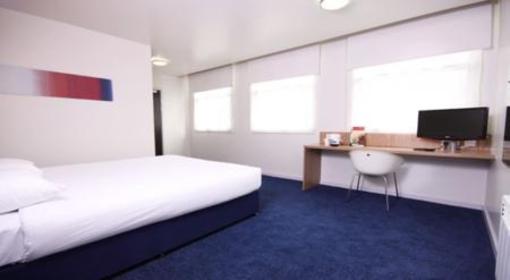 фото отеля Travelodge Norwich Central Riverside