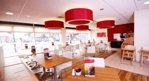 фото отеля Travelodge Norwich Central Riverside