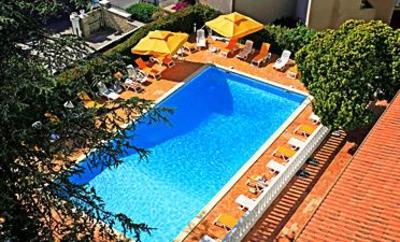 фото отеля Madame Mere Hotel Saint-Florent