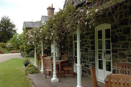 фото отеля Tyddn Llan Restaurant with Rooms Corwen