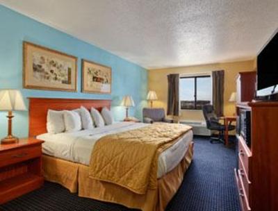 фото отеля Baymont Inn & Suites Warrenton