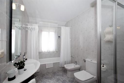 фото отеля Casa Vasca Guesthouse Malpica de Bergantinos