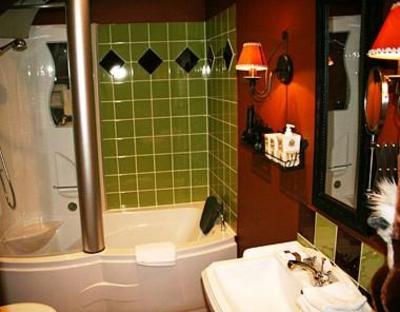 фото отеля Full House Hotel