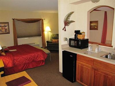 фото отеля Schoenbrunn Inn & Suites