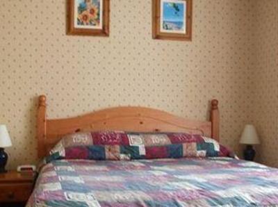 фото отеля Fir Tree Lodge Hotel Swindon