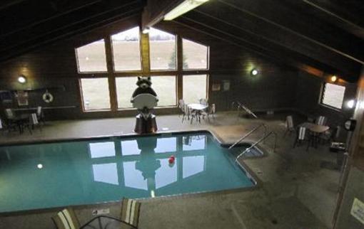 фото отеля AmericInn Lodge and Suites Tomah