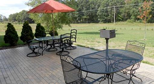 фото отеля AmericInn Lodge and Suites Tomah