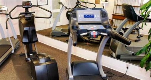 фото отеля CrestHill Suites Albany