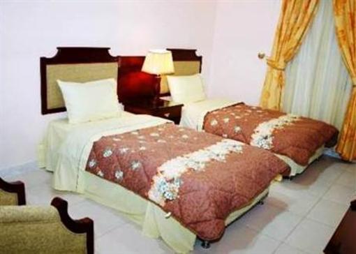 фото отеля Refaaf Al Azizia Hotel