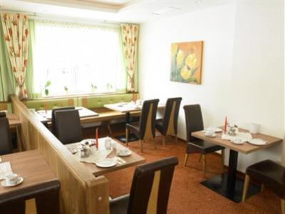 фото отеля Hotel Garni Haus Barbara