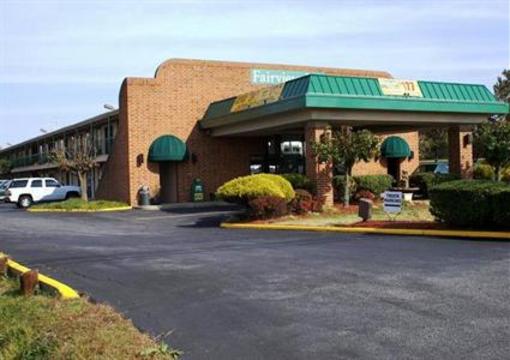 фото отеля Fairview Inn Airport Greensboro (North Carolina)