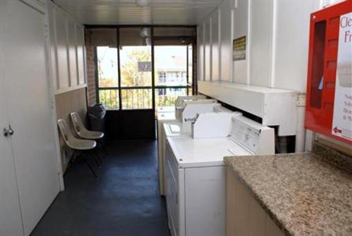 фото отеля Fairview Inn Airport Greensboro (North Carolina)