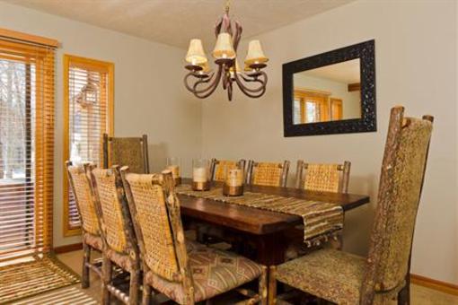 фото отеля Deer Lake Village at Snow Park Condominiums Park City