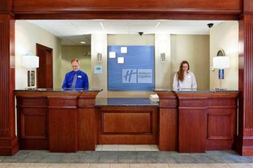 фото отеля Holiday Inn Express Grove City-Prime Outlet Mall
