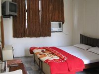 Hotel Navaratan Palace