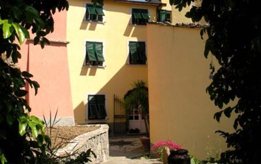 фото отеля L'Antico Borgo Bed & Breakfast Levanto