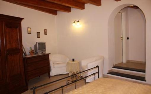 фото отеля L'Antico Borgo Bed & Breakfast Levanto