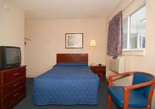 фото отеля Suburban Extended Stay Hotel of Tampa - Airport West