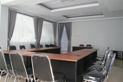 фото отеля Campus Inn Yogyakarta
