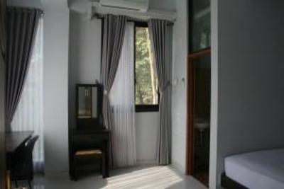 фото отеля Campus Inn Yogyakarta
