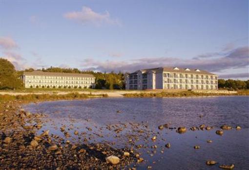 фото отеля Best Western Plus Harbour Pointe Lakefront