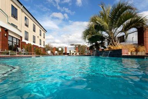 фото отеля Holiday Inn Express Crockett