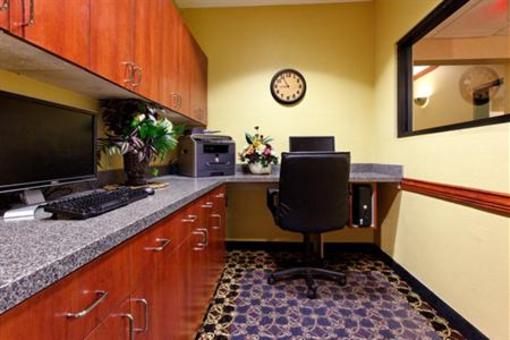 фото отеля Holiday Inn Express Crockett
