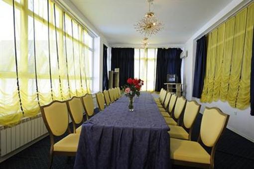 фото отеля Hotel Phoenix Vata de Jos