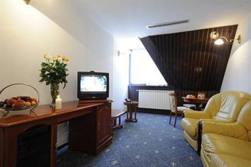 фото отеля Hotel Phoenix Vata de Jos