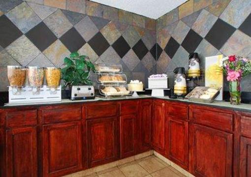 фото отеля Quality Inn & Suites Lafayette (Indiana)