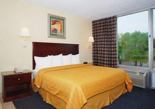 фото отеля Quality Inn & Suites Lafayette (Indiana)