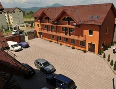 фото отеля Complex Turistic Max International Hotel Rasnov