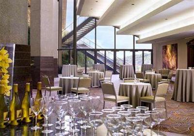 фото отеля The Westin Crown Center