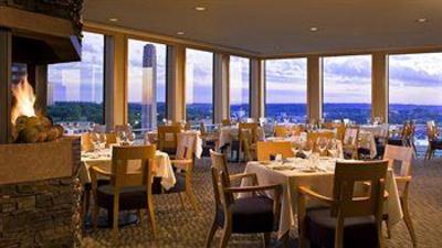 фото отеля The Westin Crown Center