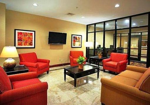 фото отеля Comfort Suites Waycross