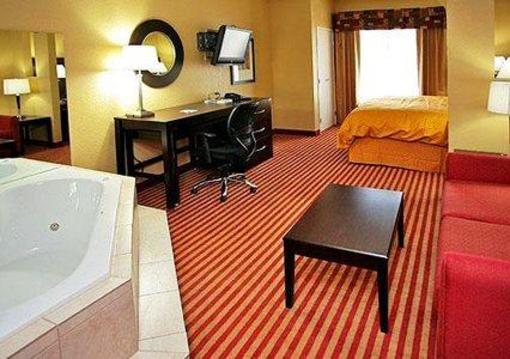 фото отеля Comfort Suites Waycross