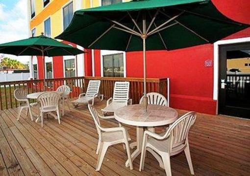 фото отеля Comfort Suites Waycross