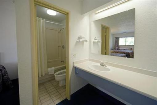 фото отеля Americas Best Value Inn Richmond