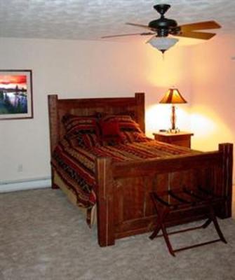 фото отеля Gunnison Lodging Company