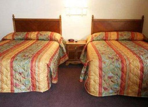 фото отеля Chateau Inn and Suites Downey